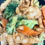 Best Chicken w. Broccoli in Dumfries, VA